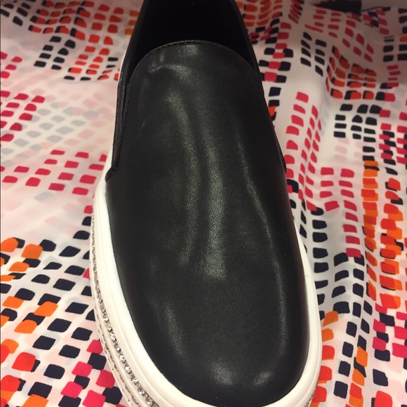 Steve Madden 👁 - Picture 7 of 7